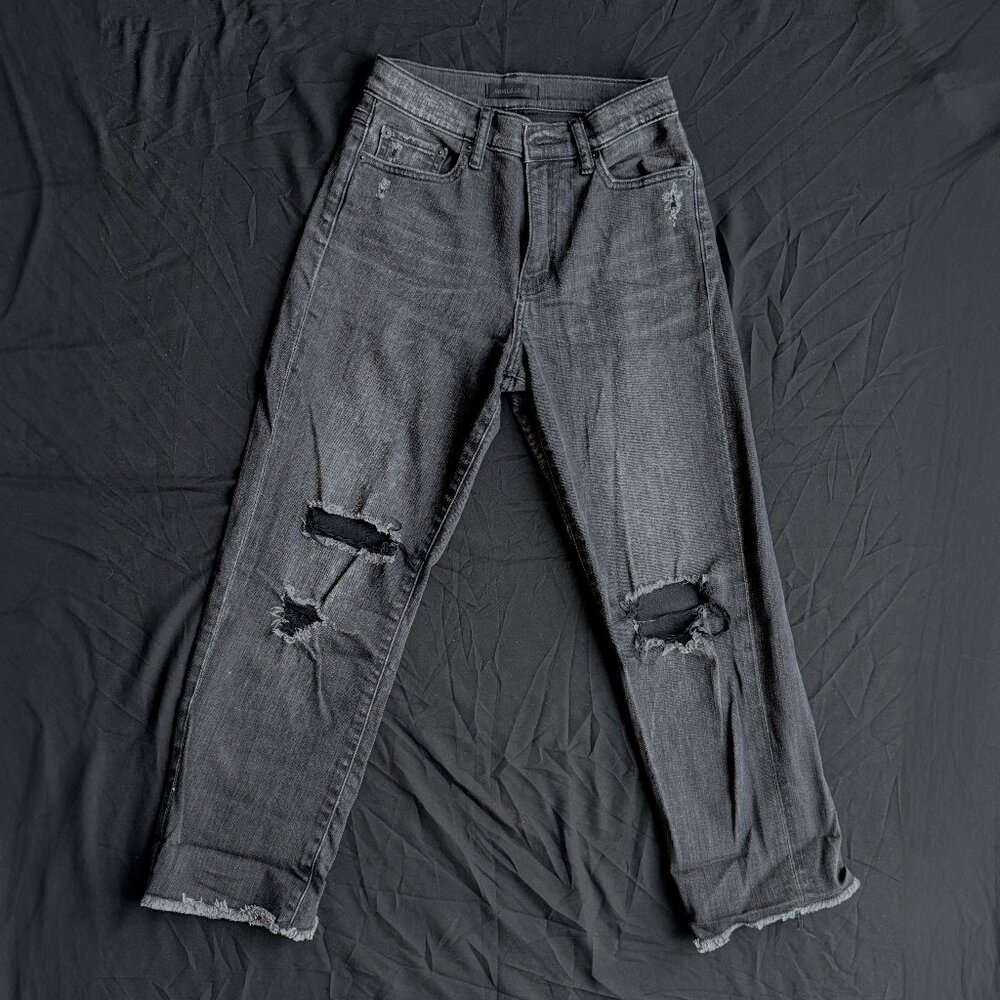 [FREE WITH PURCHASE] Uniqlo Ankle Jeans (Washed Black)